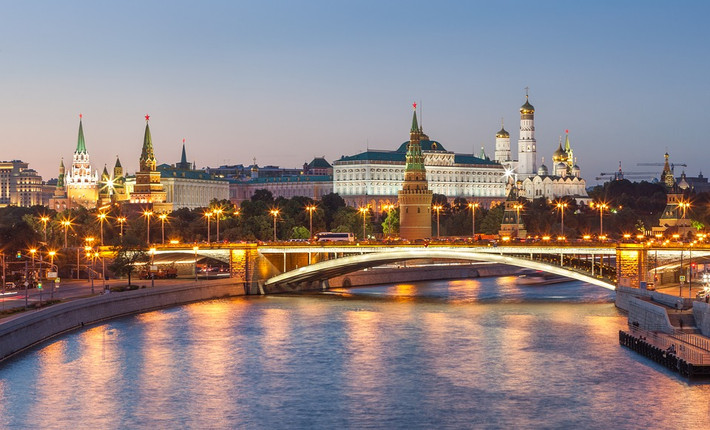 Vào thế kỷ 14, các hoàng tử Moscow đã vượt qua tất cả các hoàng tử Rurikid khác và trở thành Grand Princes của vùng Vladimir và Moscow.