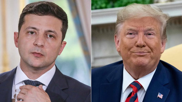 Zelensky được nhiều người gọi là "Donald Trump của Ukraine" vì trước khi đắc cử, họ đều không có kinh nghiệm chính trị và ít nhiều liên quan đến ngành công nghiệp giải trí.