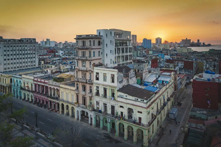 Đảo chính của Cuba là hòn đảo lớn nhất ở Cuba và trong vùng Caribe.