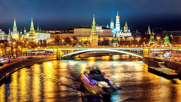 Moscow được mệnh danh là không bao giờ ngủ khi sở hữu cuộc sống về đêm sôi động.