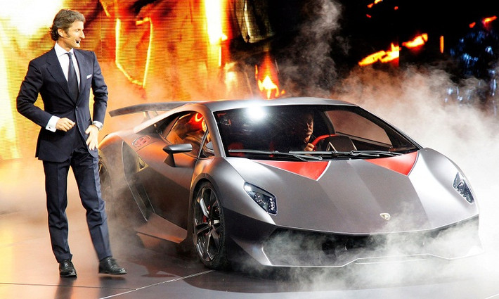 4. Sesto Elemento: Sesto Elemento có nghĩa là yếu tố thứ sáu. Nó trang bị động cơ 5,2 lít V10 của Gallardo và ổ đĩa bốn bánh nhưng vẫn nhẹ chỉ 999kg.
