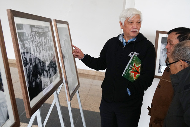 Đại biểu Quốc hội, nhà sử học Dương Trung Quốc tới dự triển lãm cho biết: "Nhiếp ảnh có giá trị to lớn về mặt tư liệu và lịch sử, tôi vô cùng cảm phục và trân trọng những người cầm máy vì họ luôn lao động sáng tạo lưu giữ những khoảnh khắc sống mãi với thời gian".