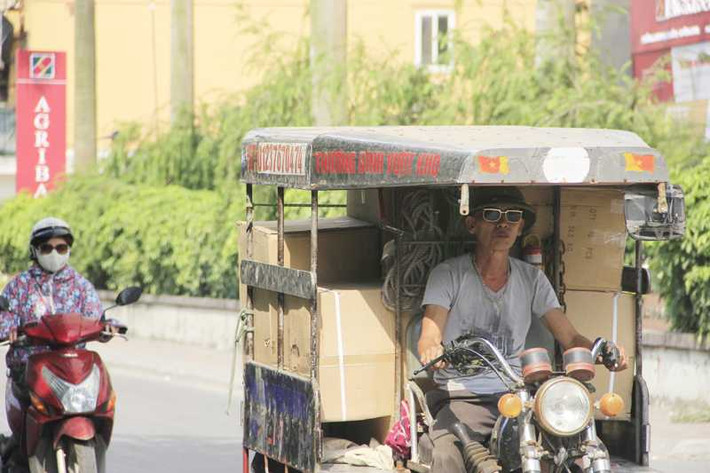 Hà Nội cũng như các địa phương khác cần mạnh tay trong việc xử lý xe 3 bánh, xe tự chế, xe thương binh giả để dần dẫn đến cấm các loại phương tiện nguy hiểm này.