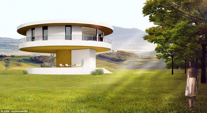Ngôi nhà tự xoay hiện đại nói trên được đặt ở Marbella, Costa del Sol, Tây Ban Nha. Nó sẽ là nhà xoay tự động đầu tiên tại châu Âu. Với tầm nhìn 360 độ, nó được thiết kế xoay 15 phút một lần hoặc đi theo đường của ánh nắng mặt trời cả ngày.