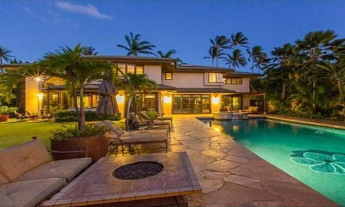 Bruno Mars là ca sĩ, nhạc sĩ và là nhà sản xuất âm nhạc tài năng của nước Mỹ, mới đây anh đã mua một ngôi biệt thự hoành tráng tại quê nhà trị giá 3,5 triệu USD.