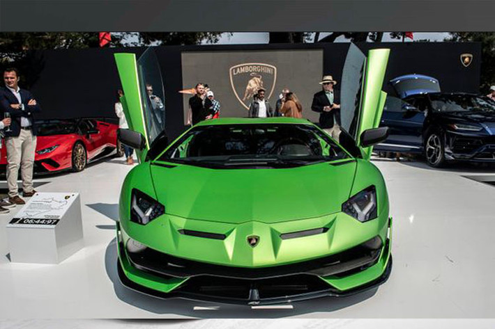 Để chuẩn bị cho sự có mặt chính thức tại sự kiện Monterey Car Week 2018 sắp tới, hãng siêu xe đình đám của Ý đã khiến các fan phải ngỡ ngàng khi cho ra mắt siêu phẩm Lamboghini Aventador SVJ tuyệt đẹp.