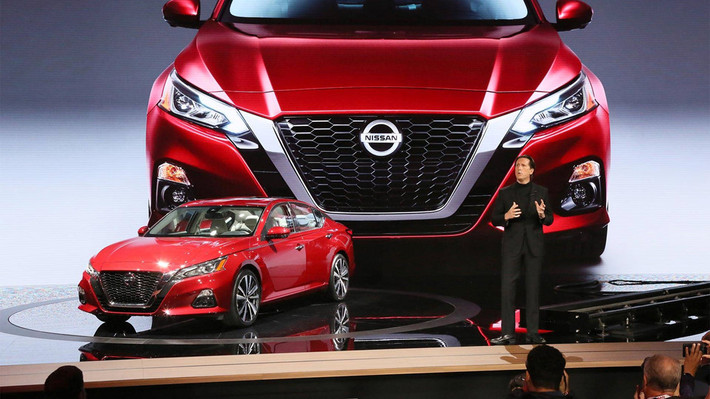 Ở một số thị trường khác, trong đó có Việt Nam, Nissan Altima có tên khác là Nissan Teana. Nissan Teana 2019 mới vừa chính thức ra mắt tại triển lãm ô tô NewYork. Xe nằm trong phân khúc sedan hạng D, cạnh tranh với những đối thủ sừng sỏ như Toyota Camry, Honda Accord, Hyundai Sonata...