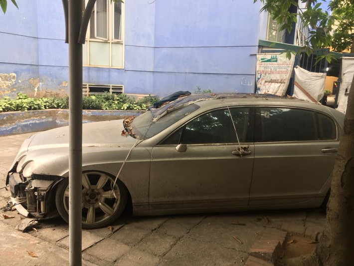 ... nhưng dù sao nó vẫn đỡ hơn hình ảnh tàn tạ và bị bỏ hoang như bây giờ.
