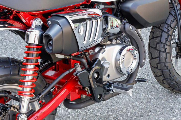Honda Monkey được trang bị động cơ loại 4 xy-lanh, phun xăng điện tử, dung tích 125 cc, làm mát bằng không khí, cho công suất 9,6 mã lực tại 7.000 vòng/phút và mô-men xoắn 10,5 Nm tại 5.500 vòng/phút. Hộp số côn tay 4 cấp.