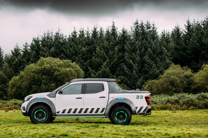 Động cơ V6 máy dầu mạnh hơn rất nhiều so với động cơ 4 xy lanh 2.3L mà mẫu Nissan Navara hiện tại đang sở hữu.
