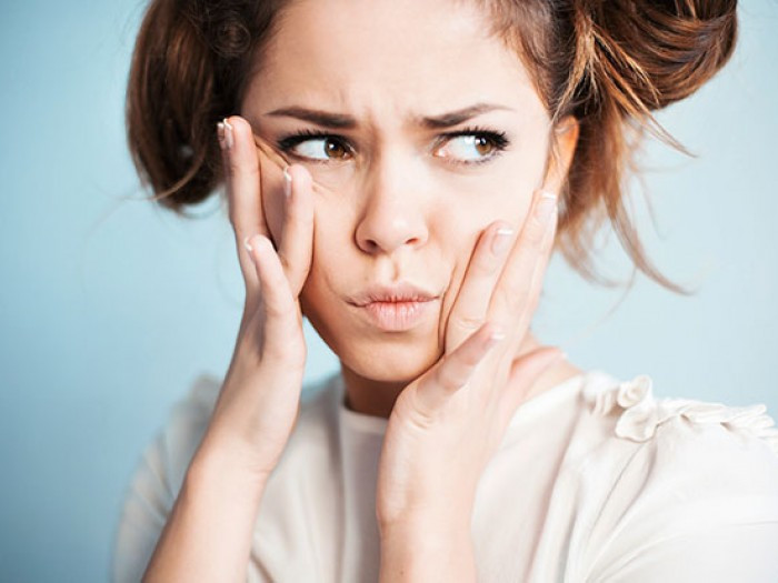 Vì vậy, bạn nên hạn chế những đồ ăn này để giúp bàng quang khỏe mạnh, tránh xa chứng són tiểu. (Nguồn Hellogiggles)