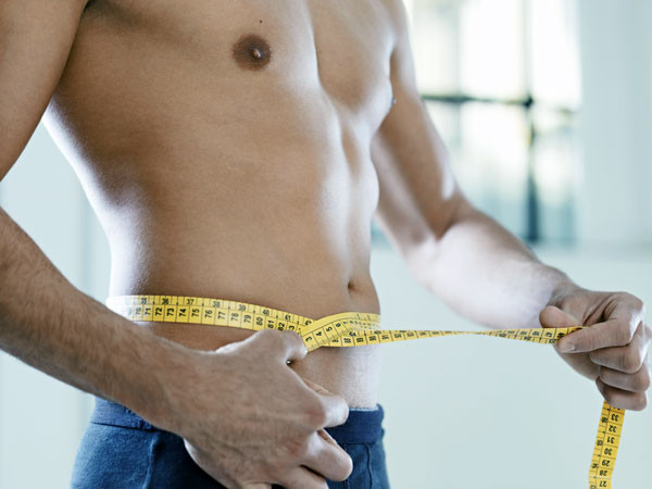 Tăng cân làm tăng nguy cơ đau tim và các bệnh tim mạch khác. Vì vậy, tốt nhất bạn nên giữ cân nặng ở mức độ ổn định để phòng nguy cơ tăng huyết áp.