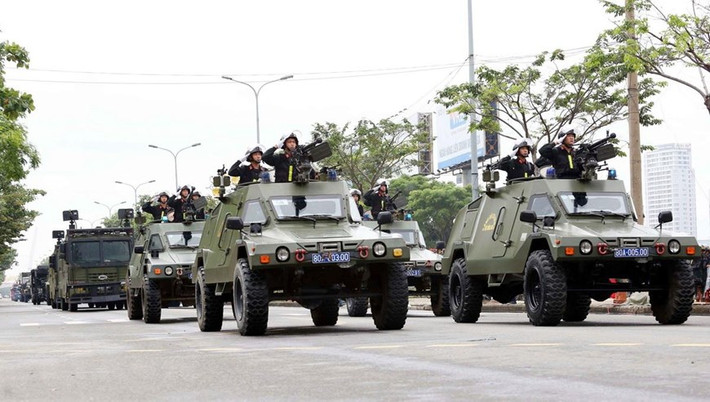RAM-2000 MK3 đạt tốc độ tối đa 100km/h, leo dốc cao 60 độ, lội nước sâu 1m, kíp chiến đấu 8 người. Xe có thể lắp thêm một đại liên 12,7mm NSV/DShK và 2 khẩu PKM 7,62mm để yểm trợ, tiêu diệt mục tiêu.
