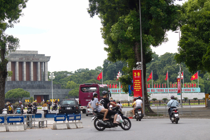 Quảng trường Ba Đình và Lăng Chủ tịch Hồ Chí Minh
