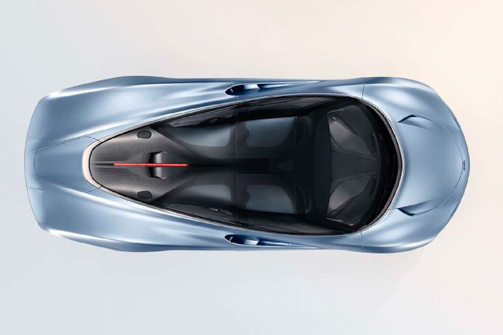 Với sức mạnh này, chiếc Hyper GT này có tốc độ tối đa lên tới 402,3 km/h. Tuy con số này vẫn còn thua xa kỷ lục 447 km/h của Koenigsegg Agera RS nhưng Andy Palmer, giám đốc phân khúc xe Ultimate của McLaren cho biết thiết kế như chiếc hyper GT trên có nghĩa là hãng không quan tâm đến việc theo đuổi kỷ lục trên mẫu xe này.