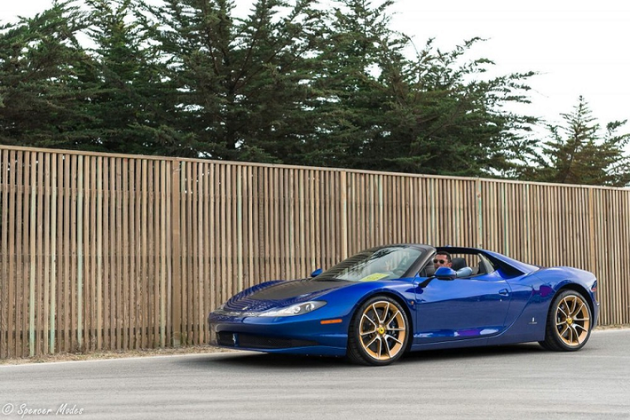 Được phát triển dựa trên siêu mui trần Ferrari 458 Spider nhưng Ferrari Sergio lại được trang bị khối động cơ mạnh mẽ từ mẫu xe hiệu suất cao là Ferrari 458 Speciale Aperta. Cụ thể, Ferrari Sergio sử dụng "trái tim" V8 có dung tích 4.5 lít, hút khí tự nhiên, cho công suất 597 mã lực và có khả năng tăng tốc từ vị trí xuất phát lên 100 km/h chỉ trong thời gian 3 giây.