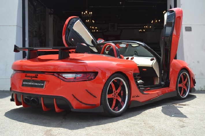 Dựa theo thông tin từ website Cohan & Cars, chiếc Porsche độ Toyota GR Supra trang bị động cơ xăng 6 xi-lanh phẳng dung tích 2.5 lít sản sinh 208 mã lực, hộp số sàn, bộ la-zăng Vertini 20 inch, camera với cảm biến đỗ xe phía sau.