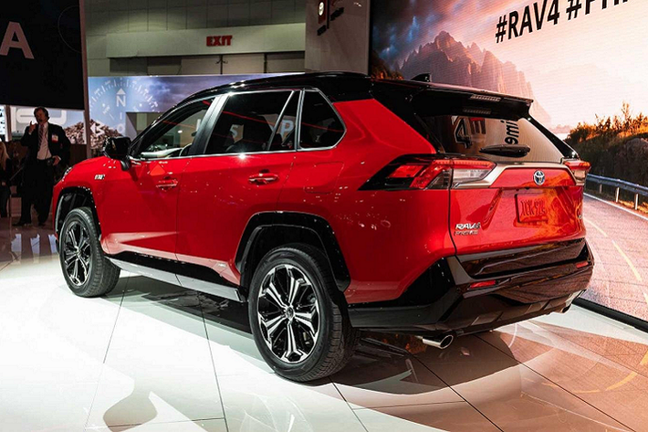 Toyota RAV4 2021 Prime mới chỉ ra mắt thế giới nên khách Việt cần phải chờ đợi thêm nếu muốn sở hữu mẫu xe này.