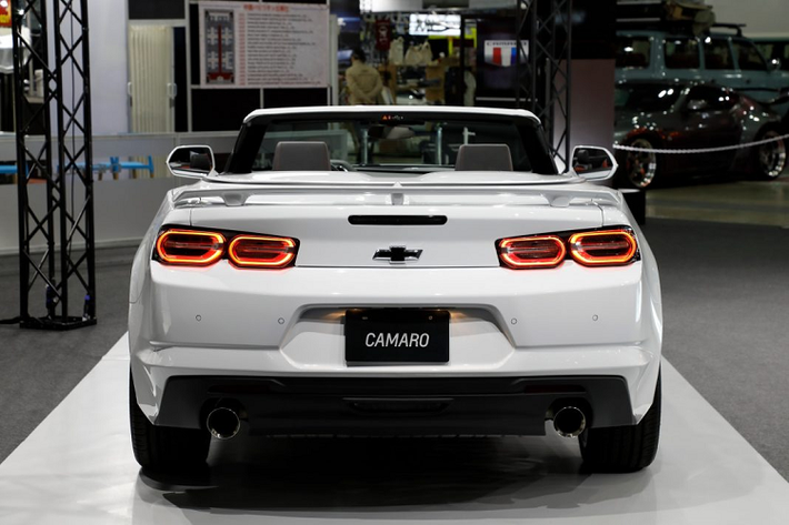 Ở biến thể thấp hơn, Camaro RS LT 2020 mới sẽ được trang bị động cơ bốn xy-lanh, dung tích 2,0 lít tăng áp, tạo ra công suất 271 mã lực và mô-men xoắn 400 Nm, kết hợp cùng hộp số tự động 8 cấp.