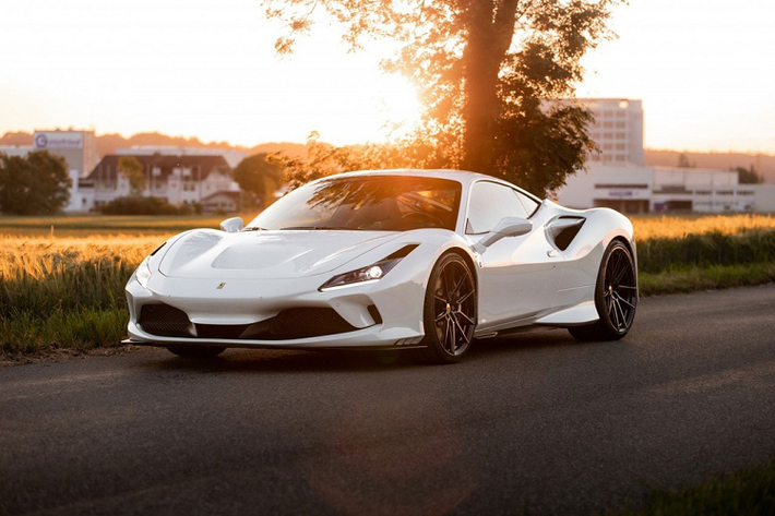 Ferrari F8 Tributo mới đang là mẫu siêu xe đầu bảng của Ferrari với công suất 720 mã lực và mô-men xoắn 770 Nm. Nếu khách hàng vẫn chưa thỏa mãn với sức mạnh trên thì hãng độ Novitec sẵn sàng nâng cấp hiệu năng cho chiếc siêu xe này, cả về thông số động cơ lẫn đặc tính vận hành.