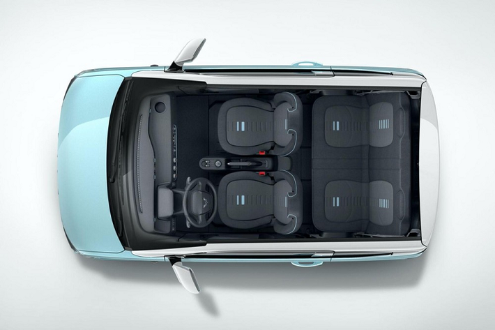 Mới đây, thương hiệu Wuling đã tung ra những hình ảnh chính thức đầu tiên của mẫu xe điện nhỏ xinh mang tên EC5 EV. Trên thực tế, Wuling E5C EV 2020 mới cũng là mẫu xe điện đầu tay của thương hiệu ôtô Trung Quốc này.