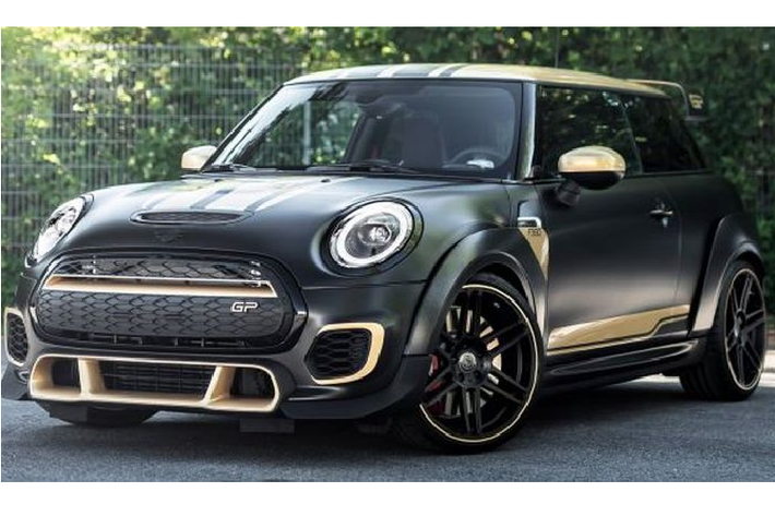 Đầu tiên, MINI John Cooper Works GP mới được tinh chỉnh động cơ, cụ thể, cỗ máy xăng tăng áp dung tích 2.0L 4 xi-lanh (mã B48) được hỗ trợ bởi bộ làm mát mới đến từ hiệu Airtec, ECU cũng được làm lại và có thêm MHtronik Powerbox. Tất cả những điều này giúp chiếc hatchback mới của Manhart mạnh lên 350 mã lực và có mô-men xoắn cực đại 530Nm, tăng 44 mã lực và 80Nm so với nguyên bản.