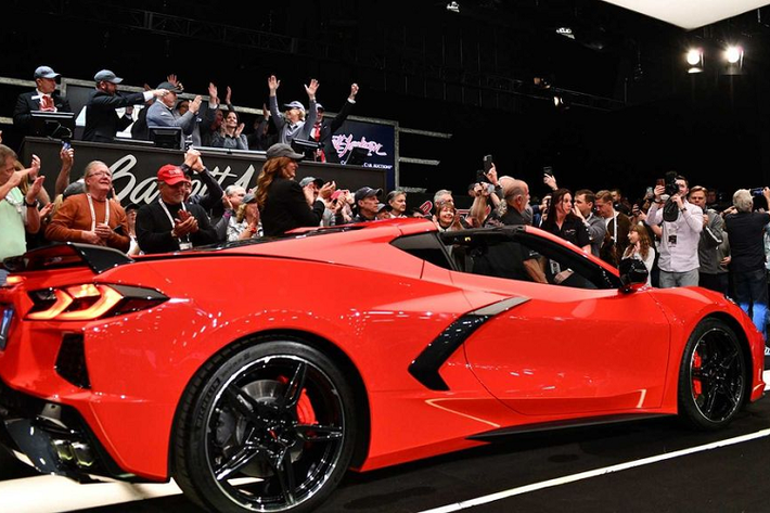 "Tôi là 1 fan cuồng, là tín đồ nhiệt huyết của Corvette số một thế giới,” trích phát biểu của Hendrick. "Cảm ơn Chevrolet và Barrett-Jackson vì đã luôn đi đầu trong phong trào tình nguyện – từ thiện, giúp đỡ hàng triệu người gặp hoàn cảnh khó khăn."