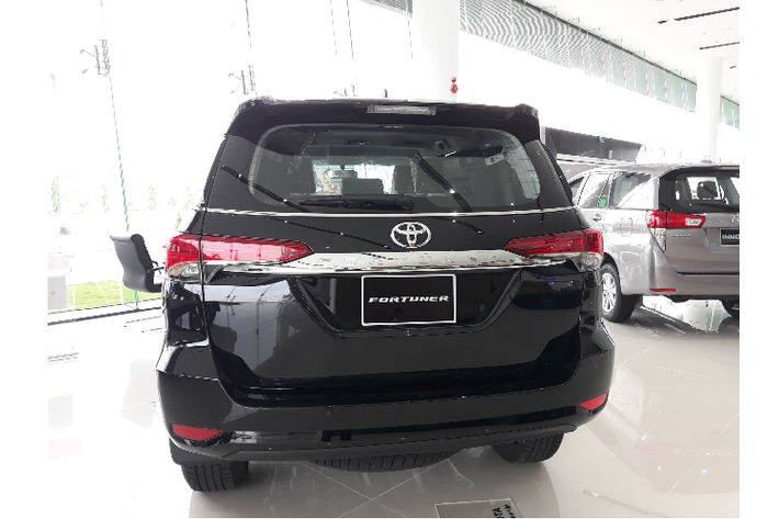 Vì là xe được các đại lý thanh lý với mục đích dọn kho, nên khách mua xe sẽ không được chọn màu sơn theo sở thích, đồng thời xe được bán với số lượng có hạn