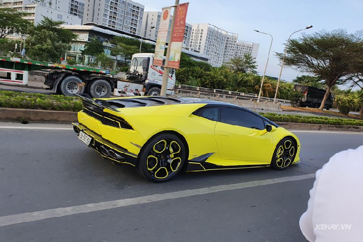Siêu phẩm Lamborghini Huracan độ Vorsteiner Verona Edizione sở hữu cặp biển số khủng 43A-567.89 (Tạm dịch: 56789 - San bằng tất cả)