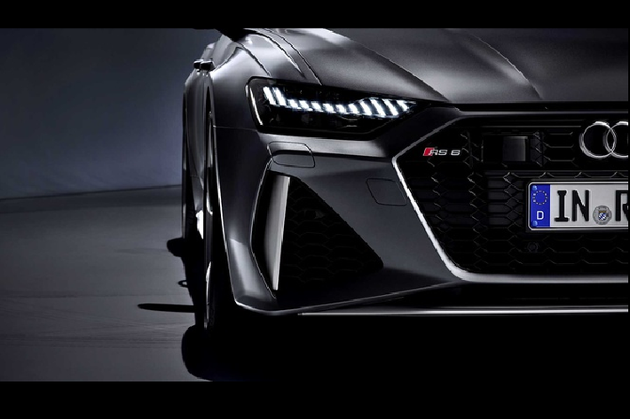 Wagon mới của Audi có nhiều màu, màu xám Nardo Gray không tính phí nhưng màu khác sẽ thêm 595 USD, riêng màu Sebring Black Crystal thêm 1.075 USD.