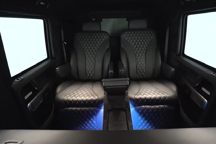 Inkas Mercedes-AMG G63 Limo 2020 dù dài hơn xe thường nhưng vẫn chỉ có 4 ghế mà thôi