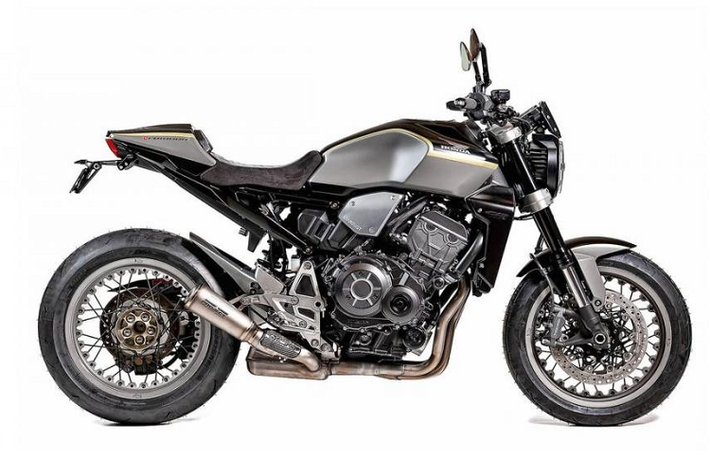 Bên cạnh màu sắc đặc biệt, phiên bản đặc biệt Honda CB1000R Stardust còn sở hữu hàng loạt các đồ chơi độ như gương chiếu hậu Rizoma , cùm tay phanh, tay côn bằng nhôm CNC, bao tay tích hợp đèn xinhan LED, ống xả SC Project và yên xe bọc da Alcantara. Bộ vành đúc nguyên bản được thay bằng vành nan độ Kineo có giá tương đương 74 triệu đồng.