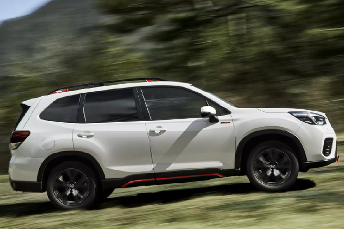 Nhìn xa hơn, giá xe Subaru Forester 2021 phiên bản đặc biệt giới hạn này còn bán ra đắt hơn cả Lexus RX 2020 (45.175 USD) hay Audi Q5 2020 có giá từ 44.300 USD