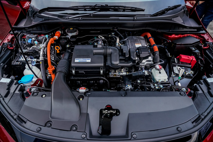 Honda City 2020 có 2 tùy chọn động cơ. Đầu tiên là động cơ xăng hút khí tự nhiên 4 xy-lanh, dung tích 1.5L. Động cơ này sản sinh công suất 119 mã lực và mô-men xoắn 145 Nm. Đi cùng động cơ là hộp số vô cấp CVT giả lập 7 cấp số.