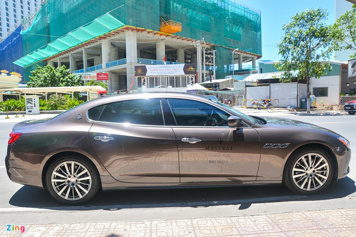 Maserati Việt Nam đang phân phối Quattroporte với 3 phiên bản là tiêu chuẩn (7,7-8 tỷ đồng), GranLusso (8,525 tỷ đồng) và GranSport (9,433 tỷ đồng). Đối thủ của Quattroporte tại Việt Nam là BMW 7-Series (4,4-6,3 tỷ đồng), Porsche Panamera (5,31-7,75 tỷ đồng), Mercedes-Maybach (7,369-14,899 tỷ đồng)...