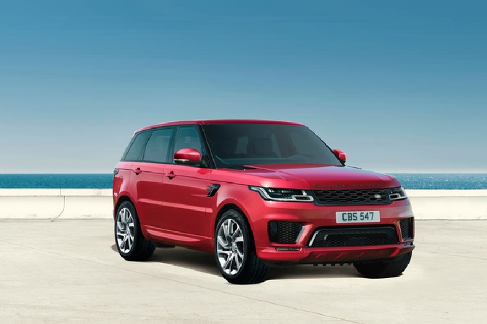 Động cơ diesel cũng là loại tăng áp V6 3.0L (trên bản Range Rover Sport HSE Silver Edition) nhưng chỉ cho công suất 254 mã lực và mô-men xoắn 600 Nm. Ngoài ra, khách mua còn có thể chọn khối động cơ tăng áp Ingenium (plug-in hybrid) 2.0L sản sinh công suất 398 mã lực và mô-men xoắn 640 Nm, và động cơ tăng áp mild-hybrid 3.0L 6 xi-lanh thẳng hàng cho công suất 395 mã lực và mô-men xoắn 550 Nm.
