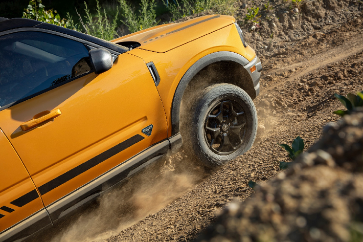 Khi được trang bị tất cả các tính năng off-road, Bronco Sport sẽ sở hữu khoảng sáng gầm xe tốt nhất phân khúc là 224 mm.