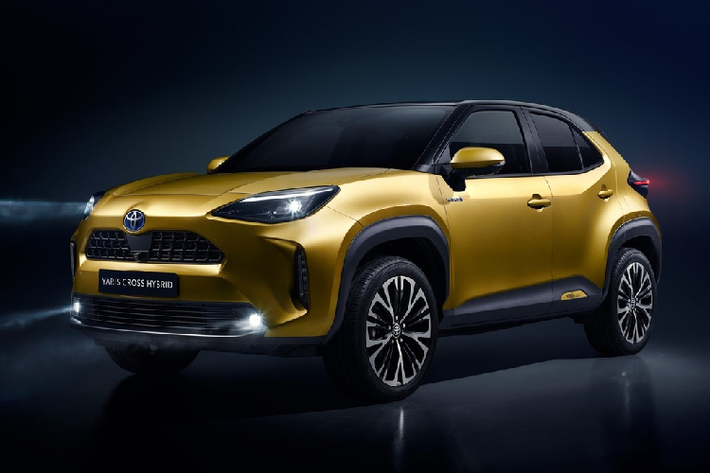 Toyota Yaris Cross mới là mẫu SUV cỡ nhỏ được hãng xe Nhật Bản phát triển dành cho thị trường châu Âu. Tuy nhiên, Nhật Bản là thị trường đầu tiên phân phối Yaris Cross. Mẫu SUV này đã có mặt tại các đại lý từ ngày 31/8.