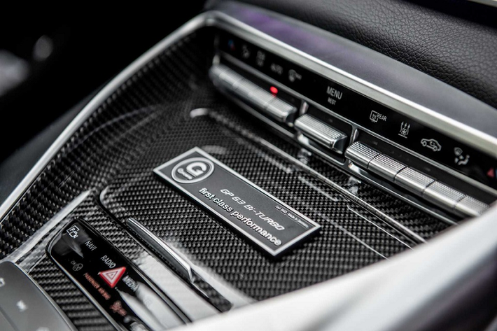 Để đạt được sức mạnh này, G-Power đã remap Mercedes-AMG GT 63 bằng phần mềm hiệu suất GT-800, giá 4.040 USD.