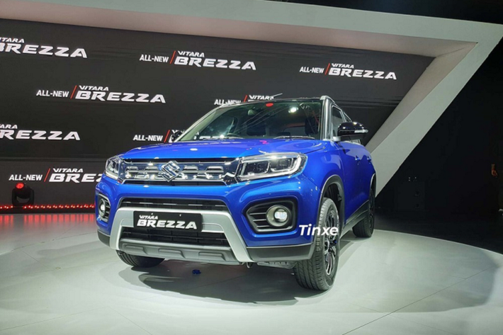 Đúng như những hình ảnh rò rỉ trước đó, mẫu xe SUV Toyota Urban Cruiser 2020 sở hữu thiết kế về cơ bản là giống với Suzuki Vitara Brezza vì 2 mẫu xe này dùng chung khung gầm. Tất nhiên, hãng Toyota vẫn bổ sung một số chi tiết thiết kế nhằm giúp khách hàng có thể phân biệt giữa 2 mẫu xe này.
