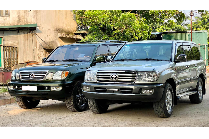 Tại Việt Nam, từ trước đến nay, sở hữu một chiếc xe SUV Toyota Land Cruiser luôn là niềm mơ ước của nhiều người. Thực vậy, không phải ai cũng đủ khả năng tài chính để “đập hộp” một chiếc Land có giá hơn 4 tỷ đồng. Trong khi đó, dòng Lexus LX nằm ở một đẳng cấp cao và khác biệt hơn so với Land Cruiser, Lexus LX thường là phương tiện dành cho những người có thu nhập khá giả khi có giá bán ngót ngét hơn 8 tỷ đồng hiện nay.