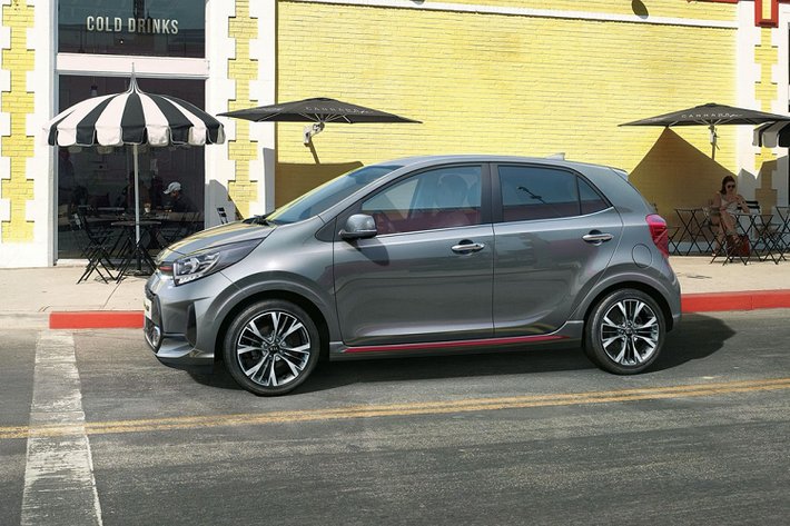 Khách hàng mua Picanto 2021 có thể lựa chọn 10 màu sơn cùng 2 tùy chọn mâm 14 inch đa chấu hoặc mâm 16 inch 2 tông màu.