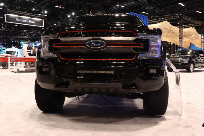Tuscany đã từng cho ra mắt phiên bản Harley dựa trên mẫu GMC Sierra. Phiên bản GMC thu hút được rất nhiều sự chú ý. Tuy nhiên, tại Triển lãm ôtô Chicago Auto Show 2020, Tuscany đã đem đến một mẫu tùy biến đầy hấp dẫn dựa trên nền tảng siêu bán tải Ford F-150 mới với những chi tiết gợi nhắc về Harley-Davidson.