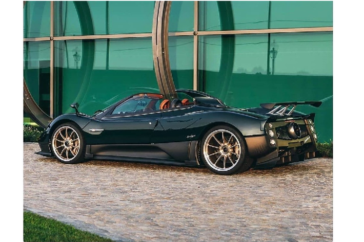 Sức mạnh này được truyền đến bánh sau, nhờ đó, siêu xe độc bản Pagani Zonda Venti có thể tăng tốc từ vị trí xuất phát lên 100 km/h chỉ trong thời gian 2,6 giây trước khi đạt vận tốc tối đa 350 km/h.