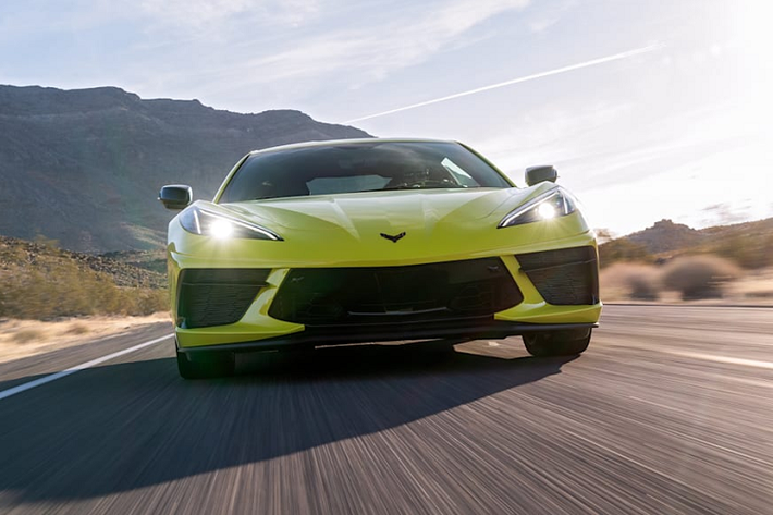 Nhưng tin mừng là cho đến năm sau, mức giá xe Chevrolet Corvette 2021 mới vẫn sẽ không thay đổi. Thông tin này được Tadge Juechter, kỹ sư trưởng của dự án Corvette tiết lộ.