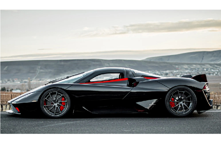 Chắc chắn SSC Tuatara đang hướng tới mục tiêu siêu xe thương mại nhanh nhất thế giới. Để đạt được danh hiệu đó, SSC Tuatara phải vượt mốc tốc độ 490 km/h mà Bugatti Chiron Super Sport 300+ đang nắm giữ.