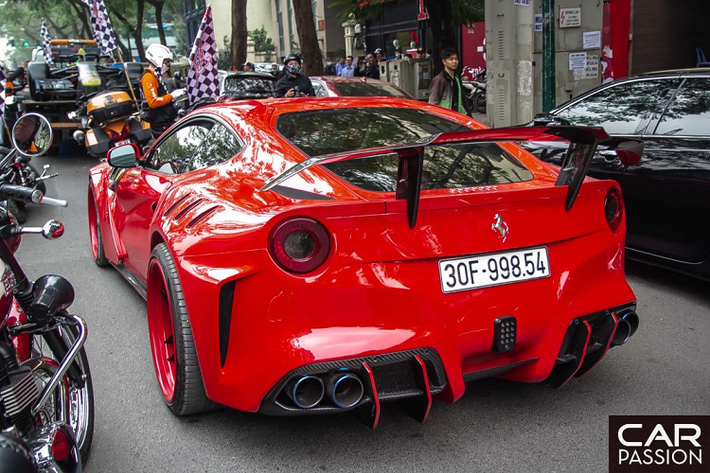 Được thiết kế bởi Marius Dumitrascu và Duke Dynamics, bộ body kit thân rộng này khiến chiếc F12 Berlinetta thông thường trở nên hầm hố hơn. Bộ body kit này là một trong 15 bộ đầu tiên trên thế giới và là bộ đầu tiên có mặt tại Việt Nam thông qua Wrapstyle HCM. Duke Dynamics thiết kế bộ kit với 21 chi tiết khác nhau, được làm bằng sợi carbon hoặc sợi carbon gia cường.