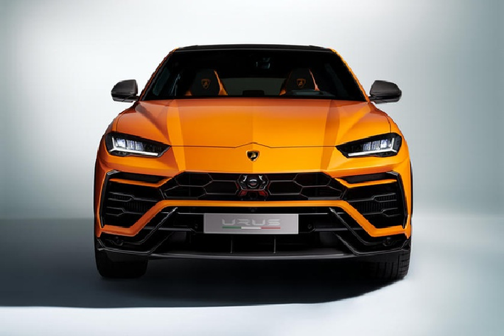 Lamborghini Urus 2021 được bổ sung thêm nhiều màu mới. Hãng xe Italy cung cấp chương trình cá nhân hóa Ad Personam cho khách hàng có nhu cầu cao hơn.