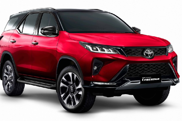 Chỉ vài tháng sau khi được ra mắt toàn cầu tại Thái Lan, Toyota Fortuner 2020 mới đã chính thức được trình làng ở thị trường Australia với 3 phiên bản là GX, GXL và Crusade. So với phiên bản tiền nhiệm, Fortuner 2020 nhận được hàng loạt các nâng cấp ở thiết kế, động cơ cũng như trang bị an toàn.