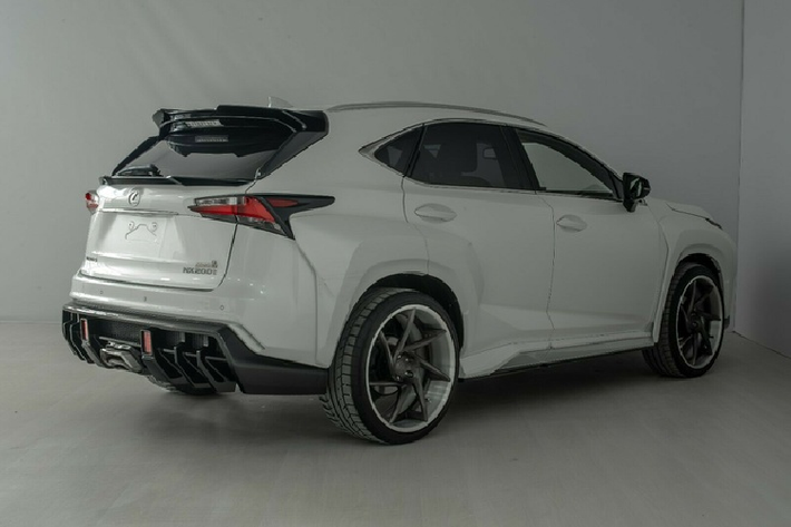 Gói độ bodykit Lexus RC và NX đến từ công ty SCL Global Concept của Nga. Hai gói độ lần lượt mang tên là "Goemon" và "Kotaro" tương ứng. Cả hai gói độ đều kèm theo lưới tản nhiệt được tuỳ chỉnh có hình dạng tương tự răng nanh của sinh vật hư cấu Predator.